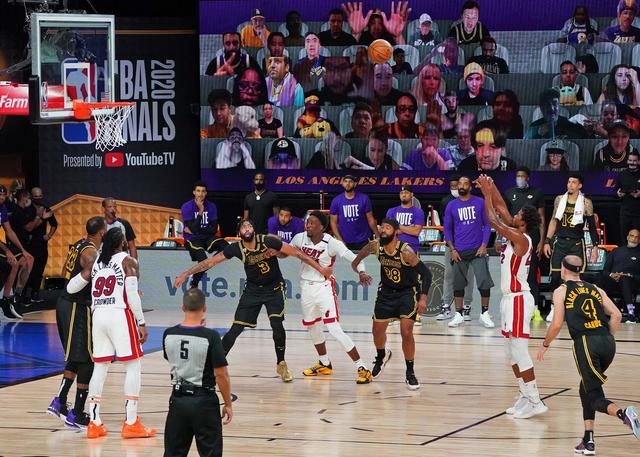 体现出家庭 体现出家庭