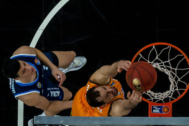 然而由于赛 然而由于赛