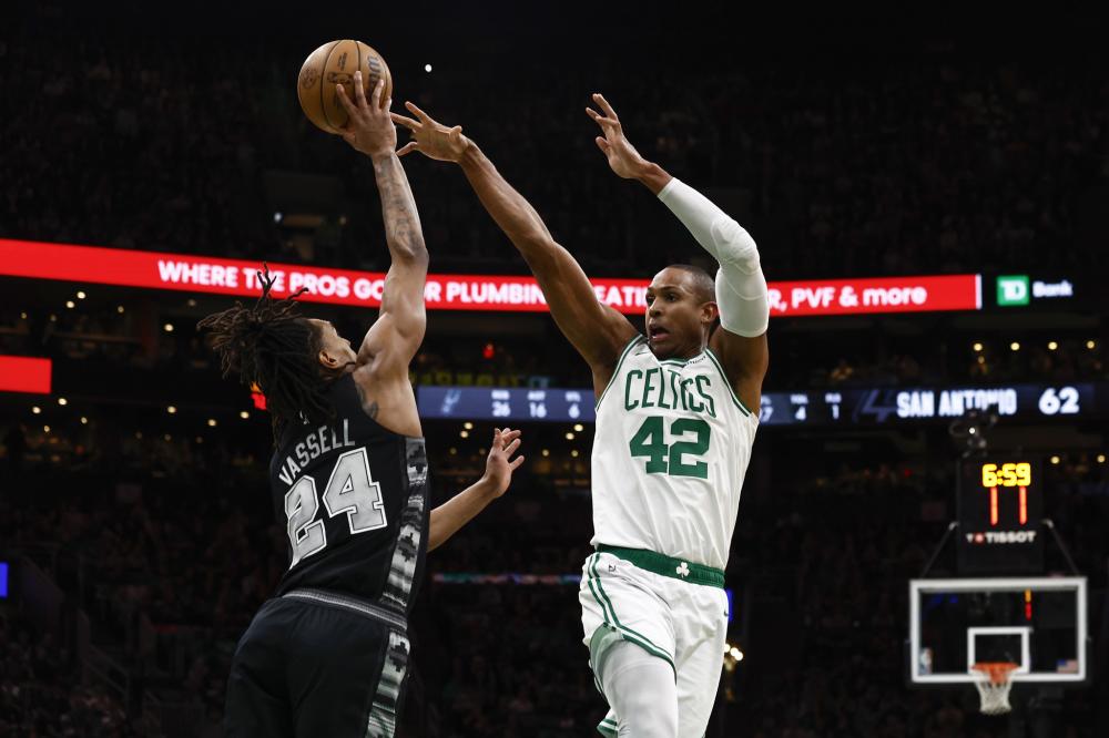 多位球员提 多位球员提