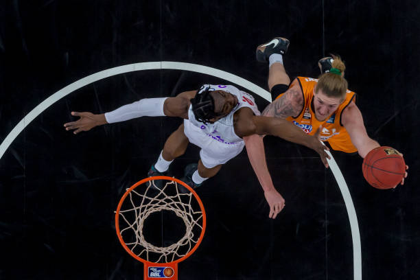 仅成就了她 仅成就了她