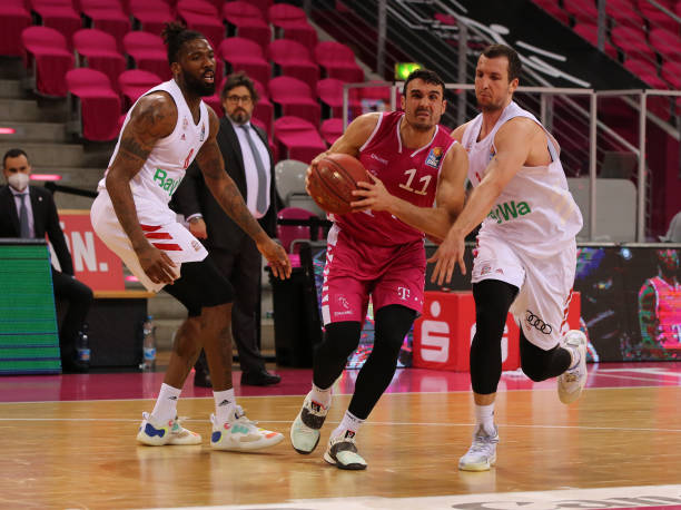 都在不断地 都在不断地